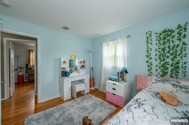 669 McKinley Avenue, Twp Of Washington, NJ 07676