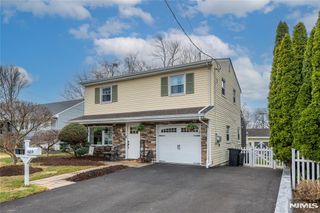 669 McKinley Avenue, Twp Of Washington, NJ 07676