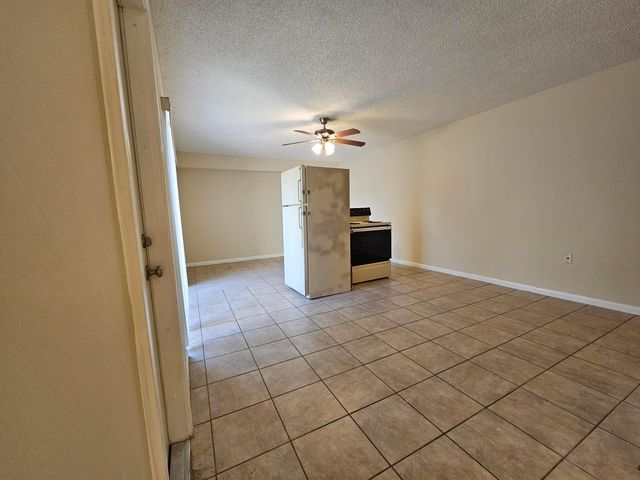 5152 51st Way, West Palm Beach, FL 33409