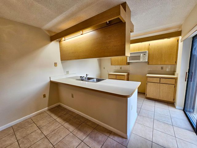 5152 51st Way, West Palm Beach, FL 33409