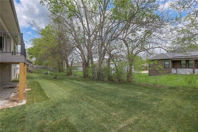 207 S Black Jack Avenue, Lone Jack, MO 64070