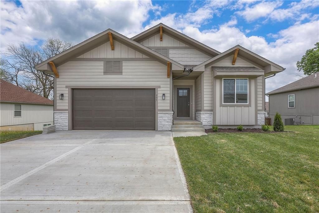 207 S Black Jack Avenue, Lone Jack, MO 64070