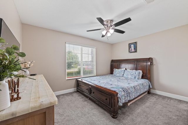5110 W Simpson Avenue, Fresno, CA 93722