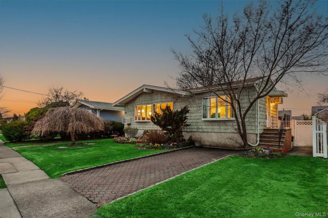 2582 Centre Avenue, Bellmore, NY 11710