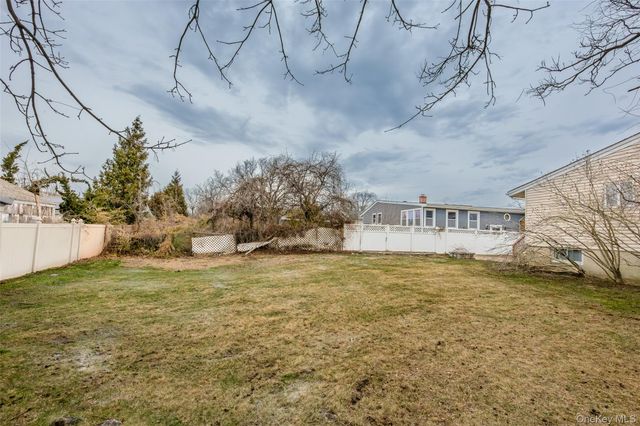 2582 Centre Avenue, Bellmore, NY 11710