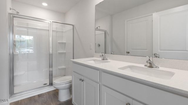 154 Rusling Leaf Drive, Fuquay Varina, NC 27526