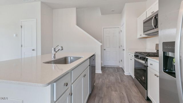 154 Rusling Leaf Drive, Fuquay Varina, NC 27526