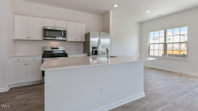 154 Rusling Leaf Drive, Fuquay Varina, NC 27526
