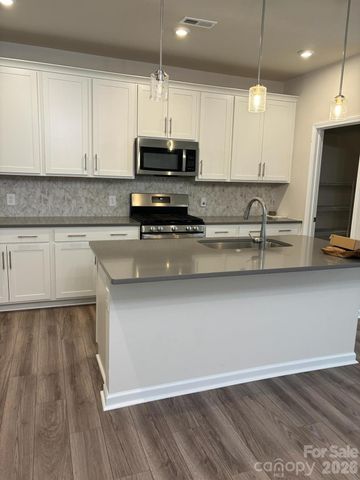 267 Brooks Springs Drive, Fort Mill, SC 29708