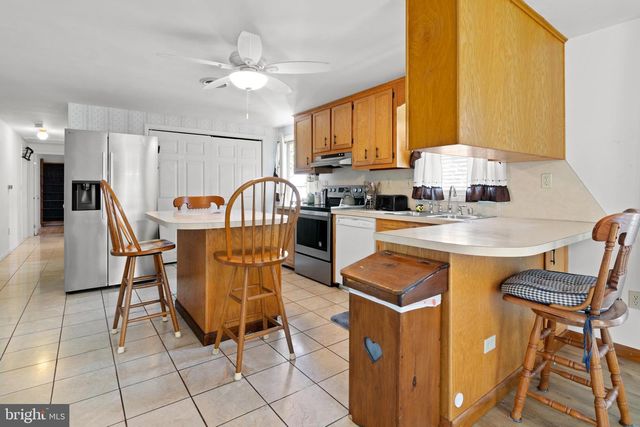 402 DELAWARE AVE, Baltimore, MD 21221