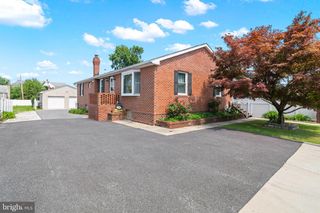 402 DELAWARE AVE, Baltimore, MD 21221