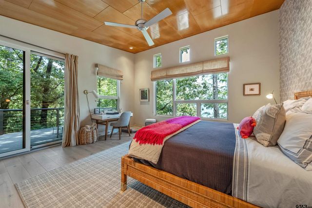 45 Lake View Drive, Scroggins, TX 75480
