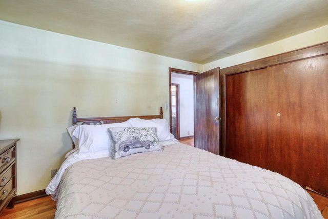 132 Caldwell STREET, Pewaukee, WI 53072