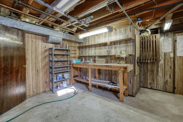 132 Caldwell STREET, Pewaukee, WI 53072