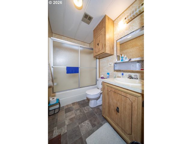 530 MYEENA Loop, Florence, OR 97439