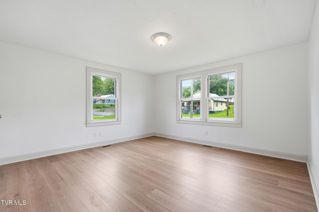2310 Bay Street, Bristol, TN 37620