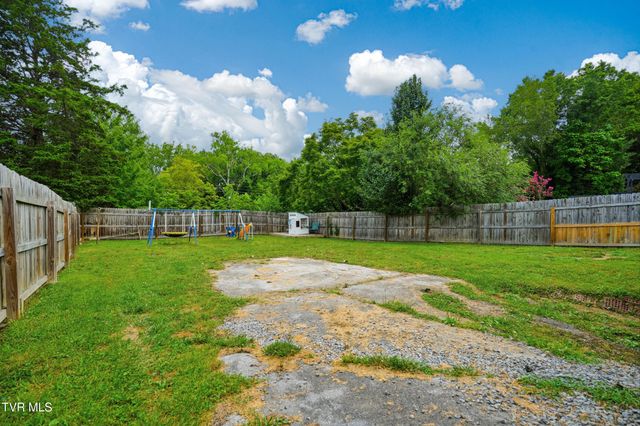 2310 Bay Street, Bristol, TN 37620
