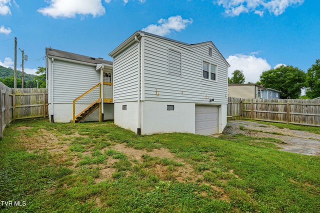 2310 Bay Street, Bristol, TN 37620