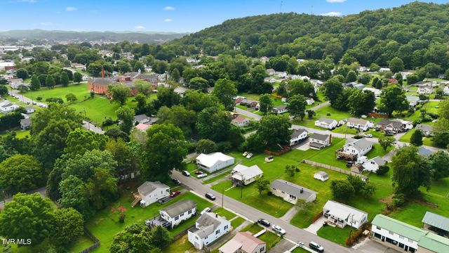 2310 Bay Street, Bristol, TN 37620