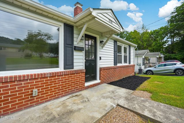 2310 Bay Street, Bristol, TN 37620
