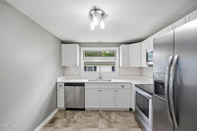 2310 Bay Street, Bristol, TN 37620