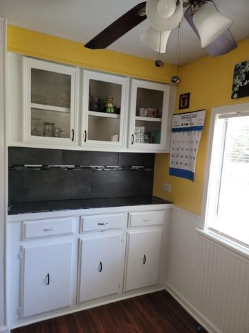 38 E Whippoorwill Lane, Trinity, TX 75862