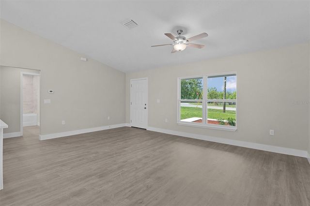 44 MALAUKA DRIVE, Ocklawaha, FL 32179