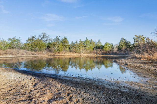 000 C Road 332, Paige, TX 78659