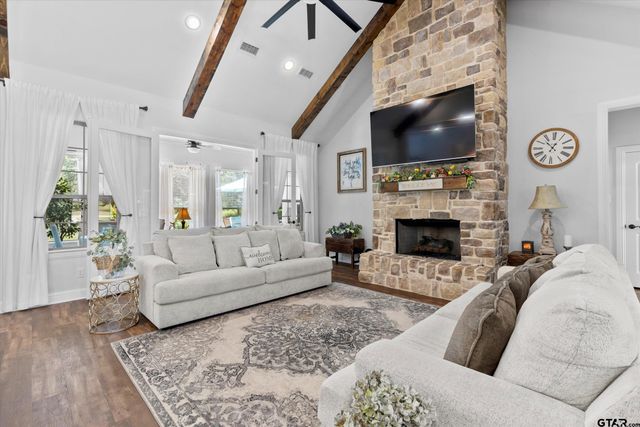 22828 Babes Landing, Lindale, TX 75771