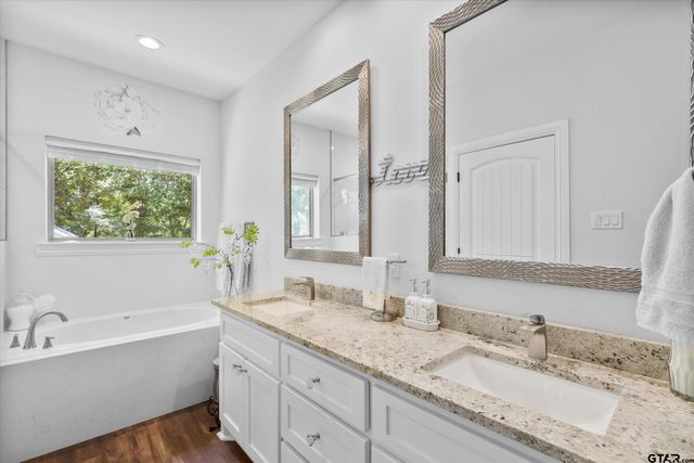 22828 Babes Landing, Lindale, TX 75771