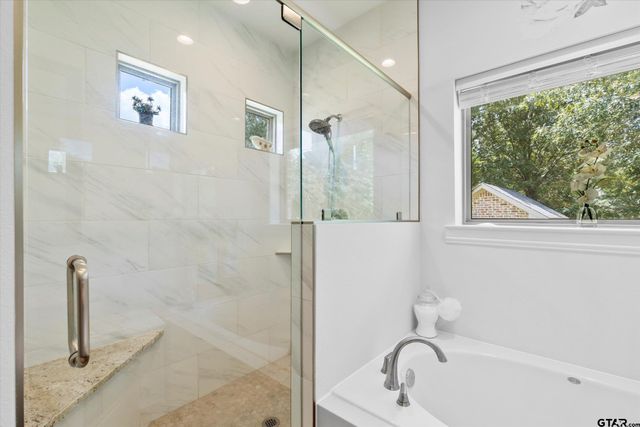 22828 Babes Landing, Lindale, TX 75771