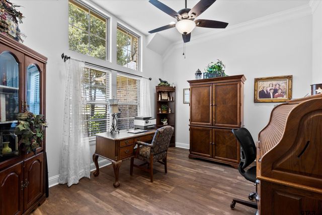 22828 Babes Landing, Lindale, TX 75771