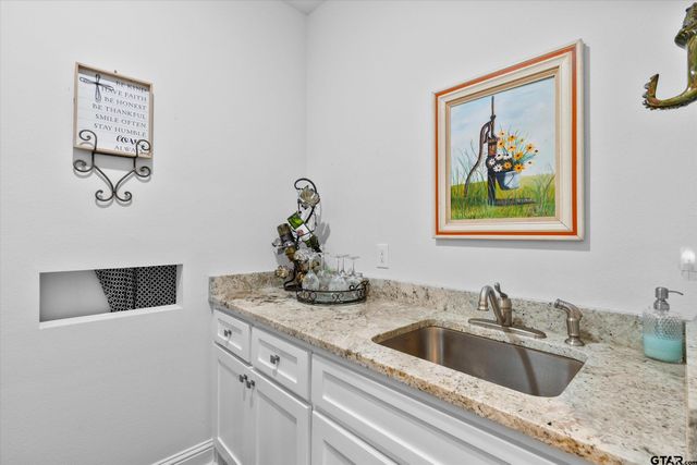 22828 Babes Landing, Lindale, TX 75771