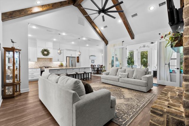 22828 Babes Landing, Lindale, TX 75771