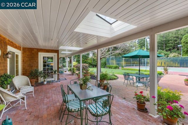 2255 Alameda Diablo, Diablo, CA 94528