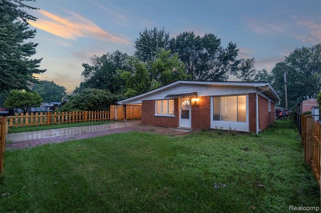 1579 Dulong Avenue, Madison Heights, MI 48071