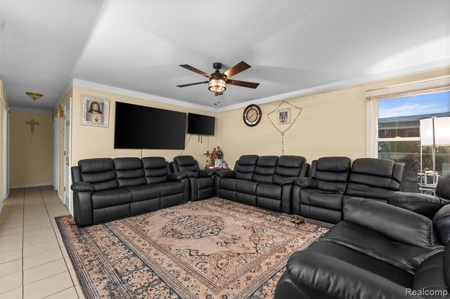 1579 Dulong Avenue, Madison Heights, MI 48071