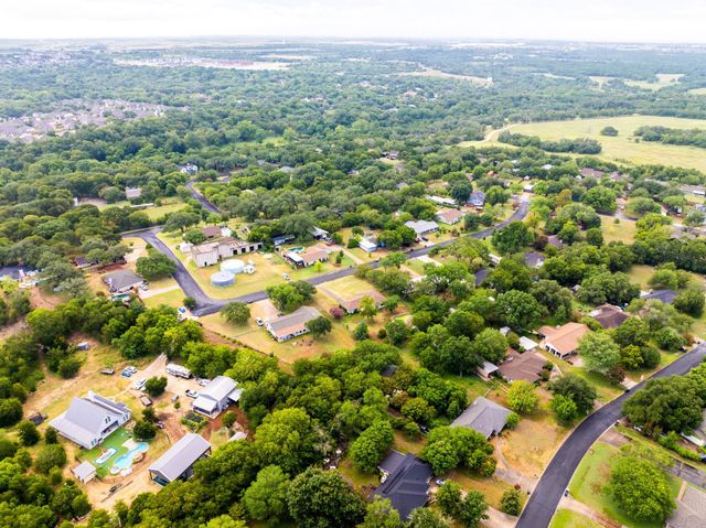 13004 Running Deer TRL, Manchaca, TX 78652