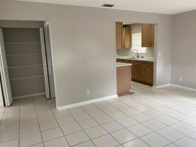 4714 Summit Villas, West Palm Beach, FL 33415