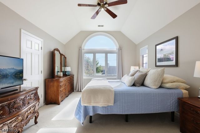 22 Dowitcher Ct, Wayne Twp., NJ 07470