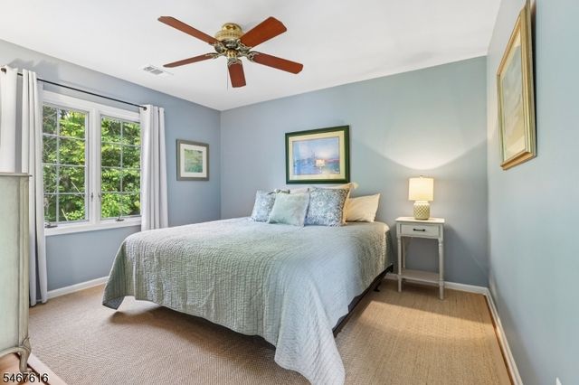 22 Dowitcher Ct, Wayne Twp., NJ 07470