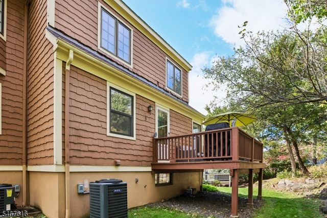 22 Dowitcher Ct, Wayne Twp., NJ 07470