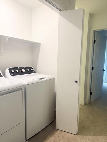 1818 River Crossing CIR D, Austin, TX 78741