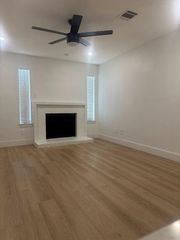 1818 River Crossing CIR D, Austin, TX 78741