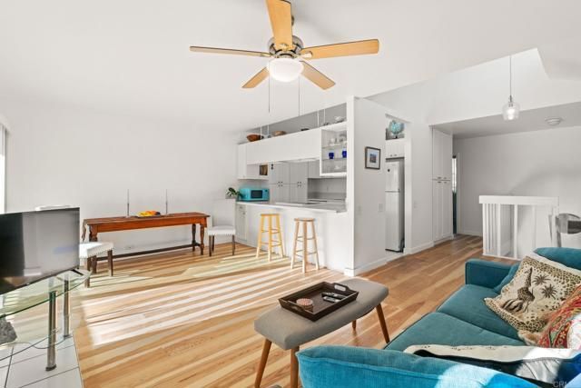 2376 Altisma Way K, Carlsbad, CA 92009