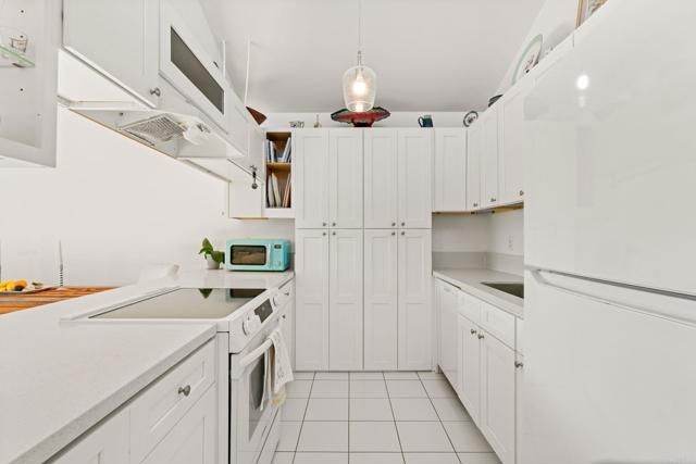 2376 Altisma Way K, Carlsbad, CA 92009