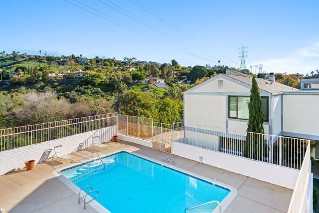 2376 Altisma Way K, Carlsbad, CA 92009