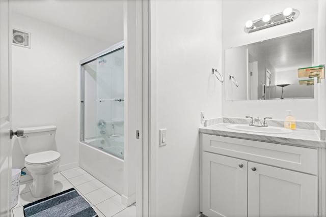 2376 Altisma Way K, Carlsbad, CA 92009