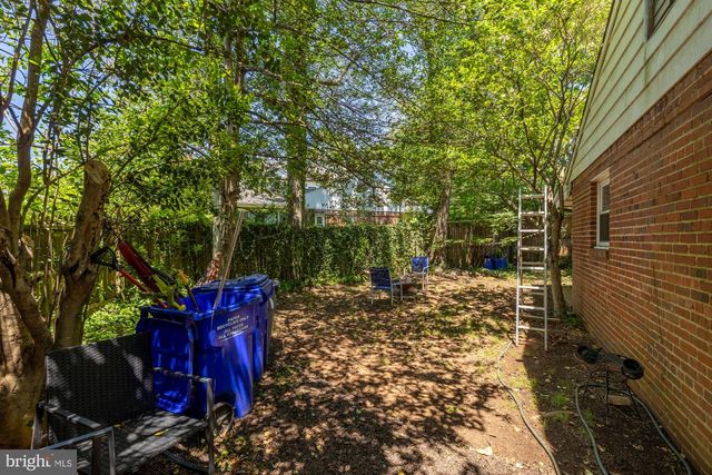 9201 BURLEY DR, Bethesda, MD 20817