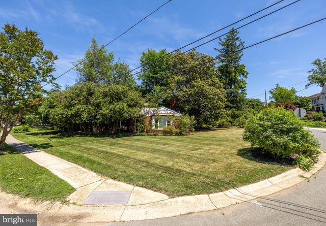 9201 BURLEY DR, Bethesda, MD 20817